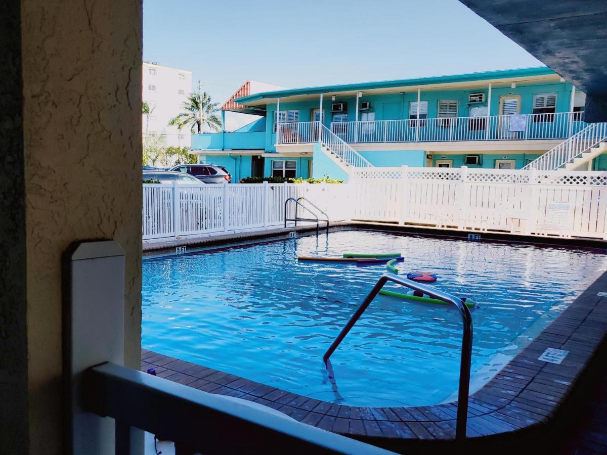 Welcome To The Best Beach Anywhere St. Pete Beach Exterior foto